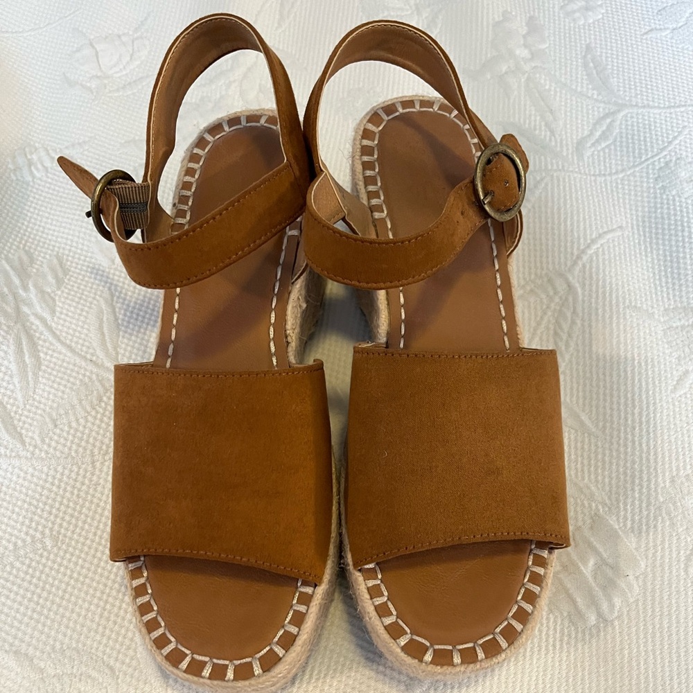Universal Thread Wedge Sandals